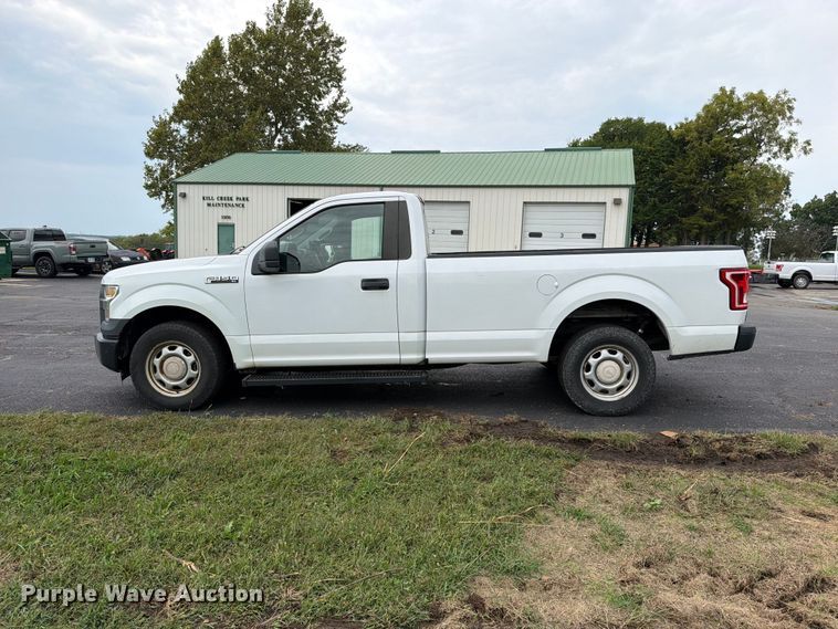 image for item EO8781 2015 Ford F150 XL pickup truck