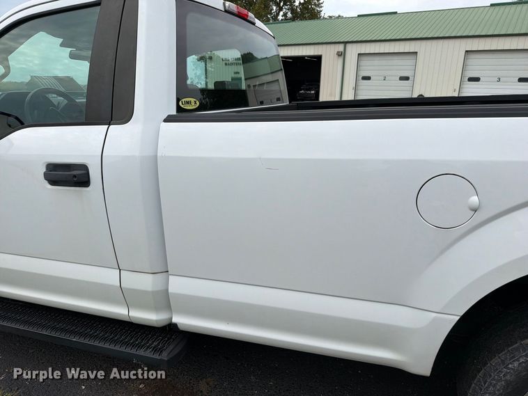 image for item EO8781 2015 Ford F150 XL pickup truck
