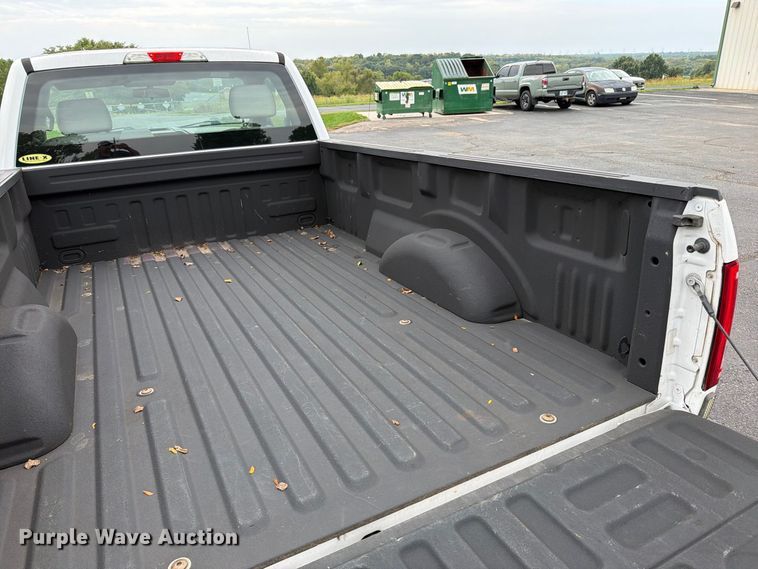image for item EO8781 2015 Ford F150 XL pickup truck