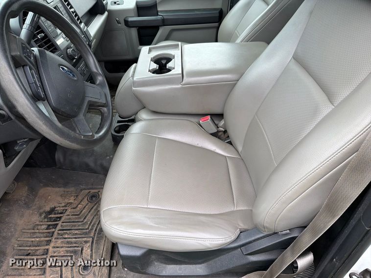 image for item EO8781 2015 Ford F150 XL pickup truck