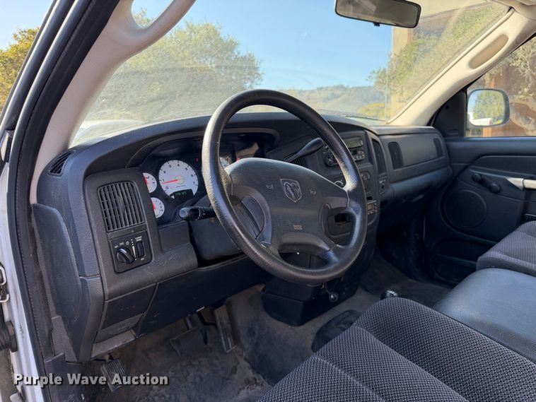 image for item EP3027 2003 Dodge Ram pickup truck