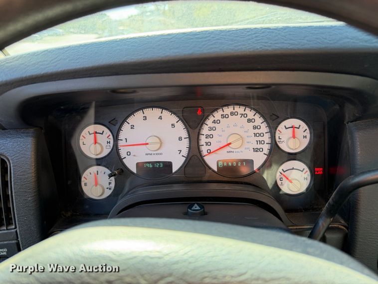 image for item EP3027 2003 Dodge Ram pickup truck