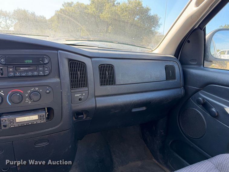 image for item EP3027 2003 Dodge Ram pickup truck