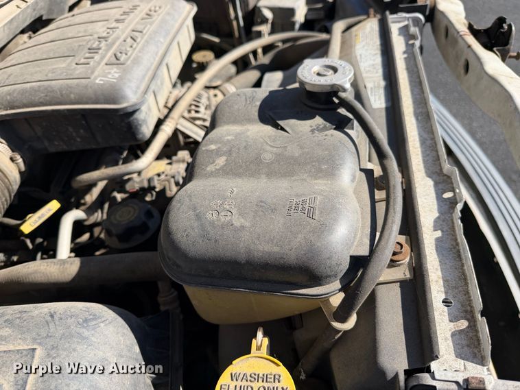 image for item EP3027 2003 Dodge Ram pickup truck