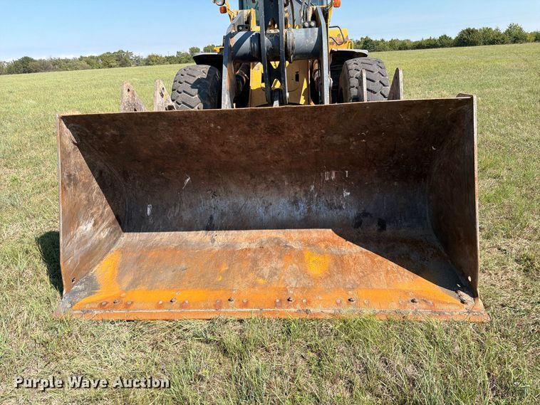 image for item EP7840 2012 John Deere 624K wheel loader