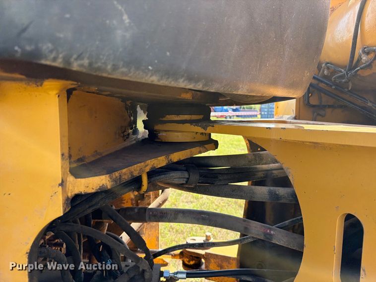 image for item EP7840 2012 John Deere 624K wheel loader