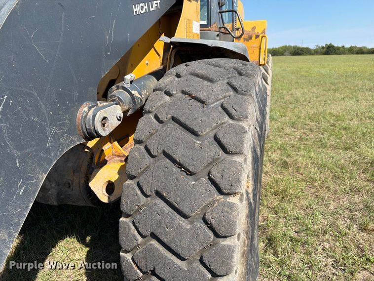 image for item EP7840 2012 John Deere 624K wheel loader
