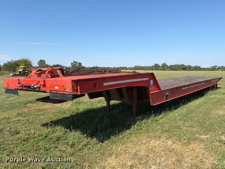 1989 drop tilt deck equipment trailer