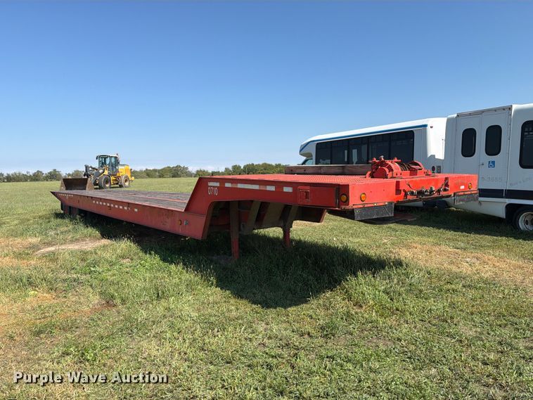 image for item EP7841 1989 drop tilt deck equipment trailer