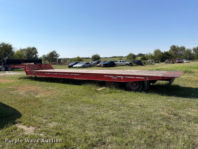 image for item EP7841 1989 drop tilt deck equipment trailer