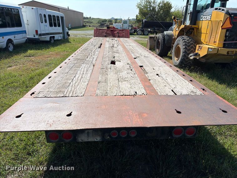 image for item EP7841 1989 drop tilt deck equipment trailer