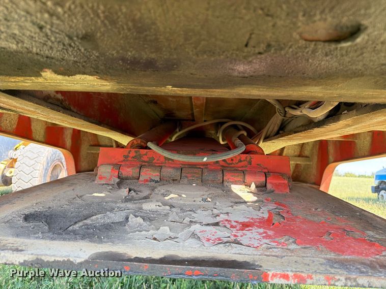 image for item EP7841 1989 drop tilt deck equipment trailer