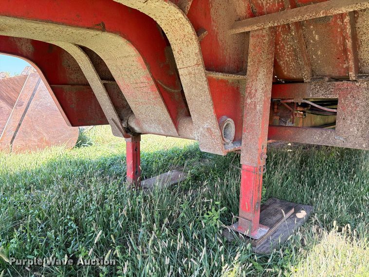 image for item EP7841 1989 drop tilt deck equipment trailer
