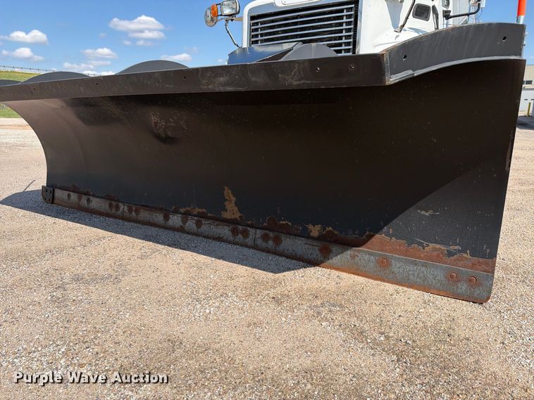 image for item EP7842 2012 Freightliner Business Class M2 dump truck