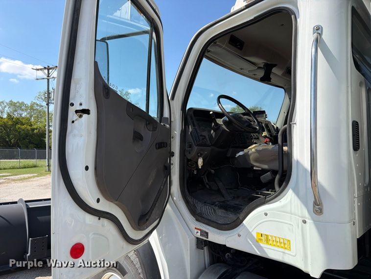image for item EP7842 2012 Freightliner Business Class M2 dump truck
