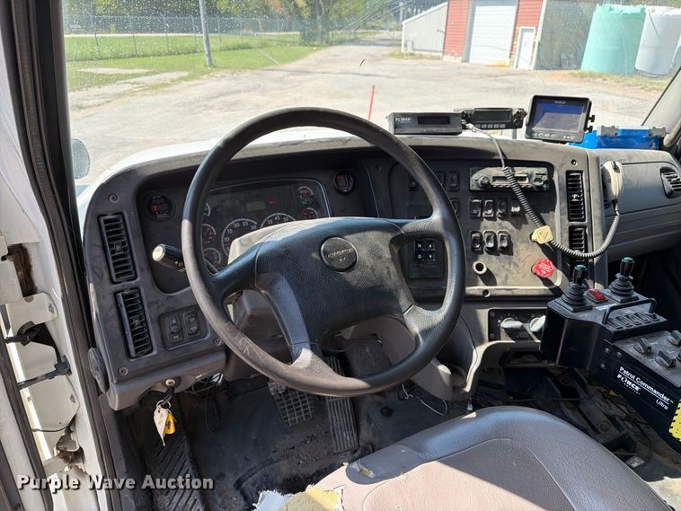 image for item EP7842 2012 Freightliner Business Class M2 dump truck