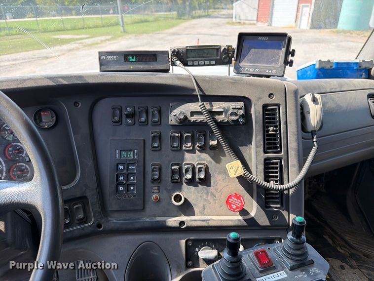 image for item EP7842 2012 Freightliner Business Class M2 dump truck