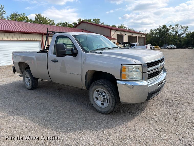 image for item EP7843 2009 Chevrolet Silverado 2500HD pickup truck