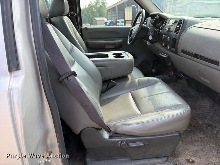 image for item EP7843 2009 Chevrolet Silverado 2500HD pickup truck