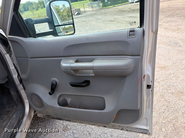 image for item EP7843 2009 Chevrolet Silverado 2500HD pickup truck