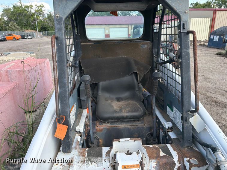 image for item EP7844 1998 Bobcat 863 skid steer loader