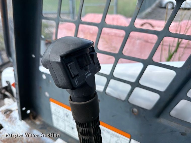 image for item EP7844 1998 Bobcat 863 skid steer loader