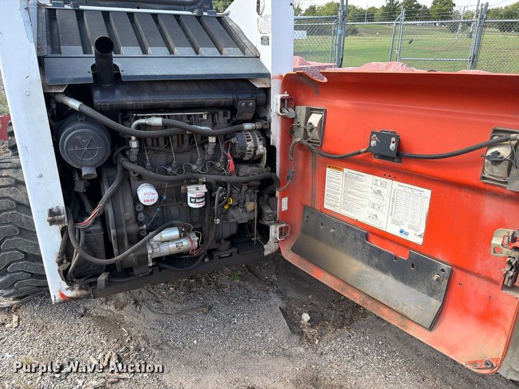 image for item EP7844 1998 Bobcat 863 skid steer loader