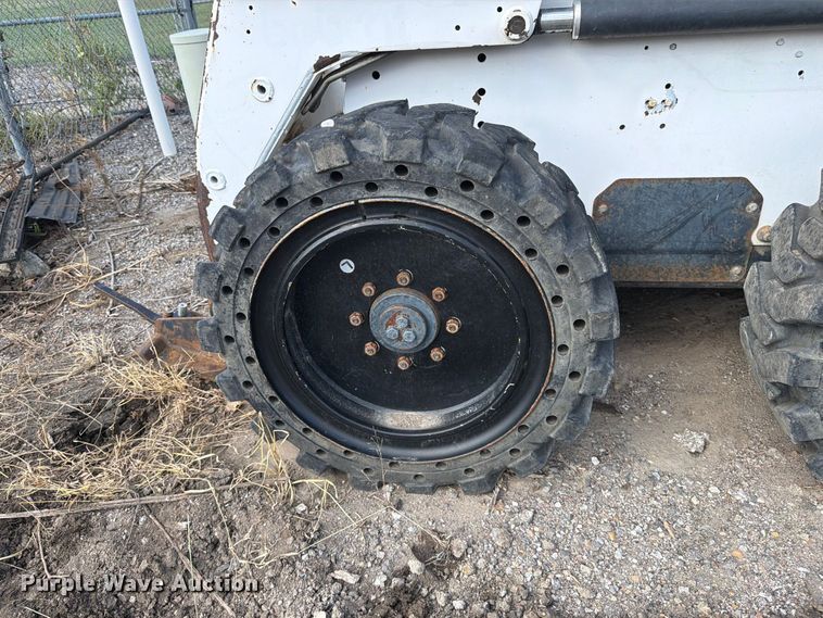 image for item EP7844 1998 Bobcat 863 skid steer loader