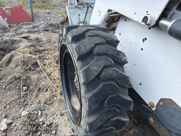 image for item EP7844 1998 Bobcat 863 skid steer loader