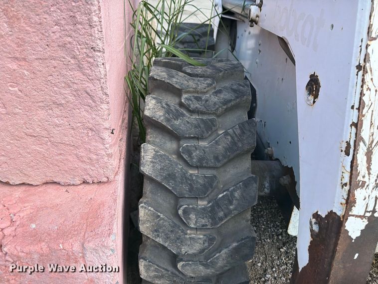 image for item EP7844 1998 Bobcat 863 skid steer loader