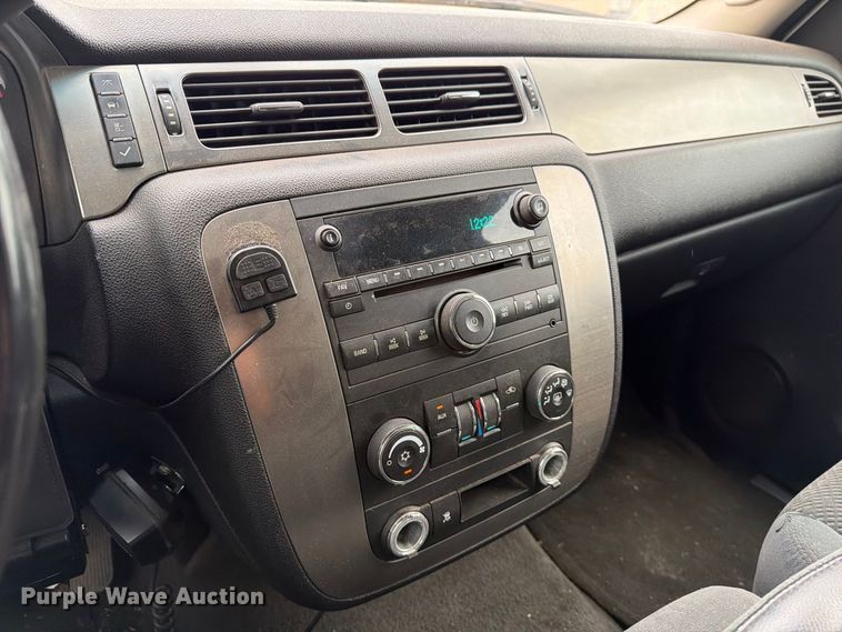 image for item EP7846 2007 Chevrolet Suburban SUV