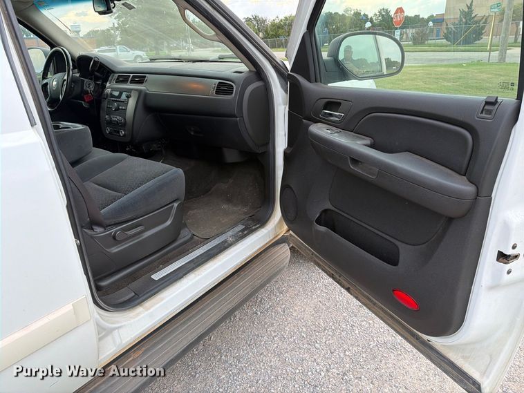 image for item EP7846 2007 Chevrolet Suburban SUV