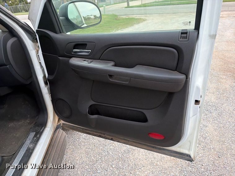 image for item EP7846 2007 Chevrolet Suburban SUV