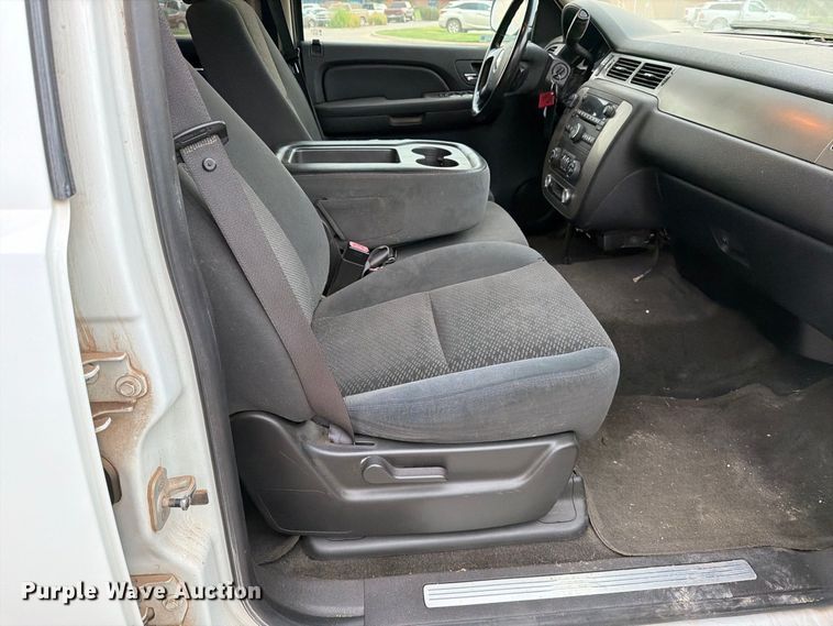 image for item EP7846 2007 Chevrolet Suburban SUV