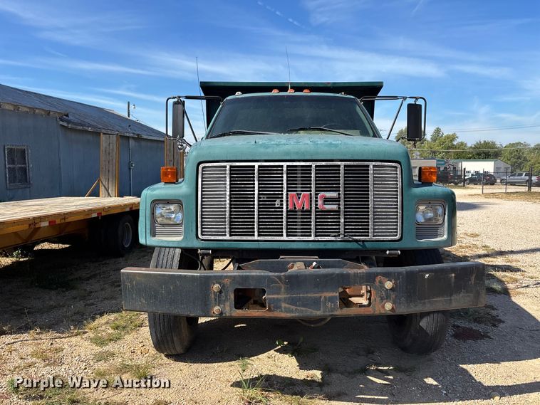 image for item ER3431 2000 GMC C7500 dump truck