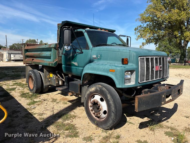 image for item ER3431 2000 GMC C7500 dump truck