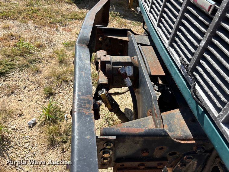 image for item ER3431 2000 GMC C7500 dump truck