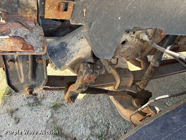 image for item ER3431 2000 GMC C7500 dump truck