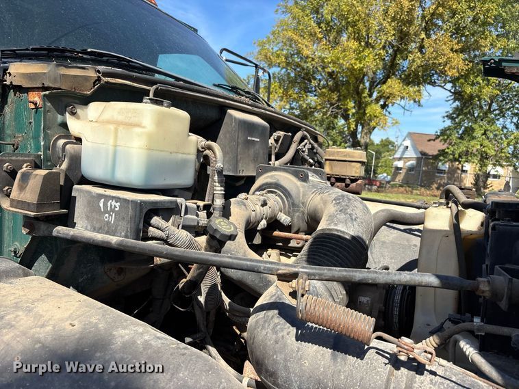 image for item ER3431 2000 GMC C7500 dump truck