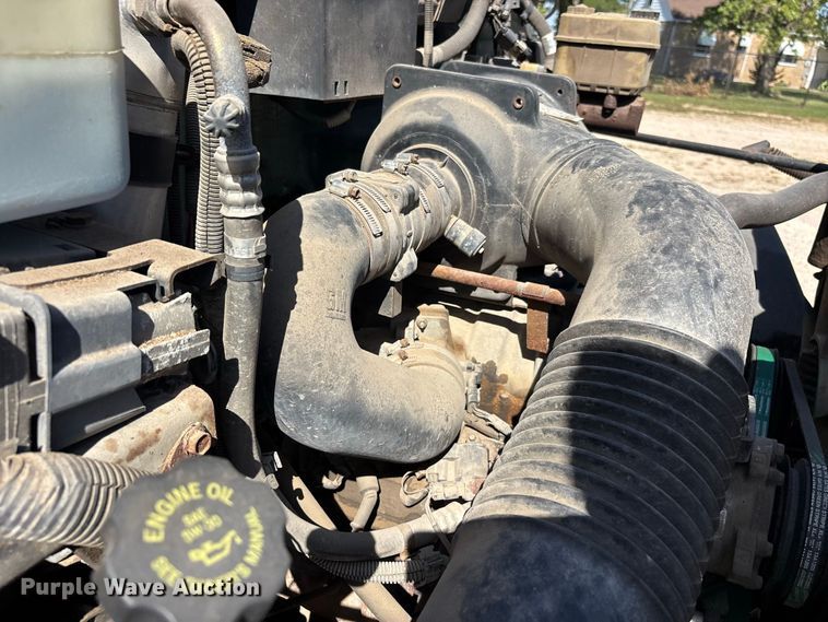 image for item ER3431 2000 GMC C7500 dump truck