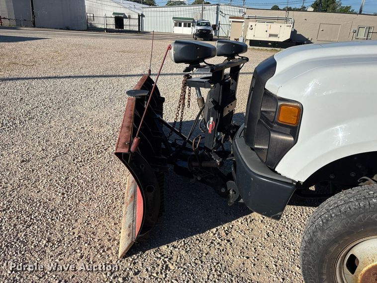 image for item ER3432 2008 Ford F350 dump flatbed pickup truck