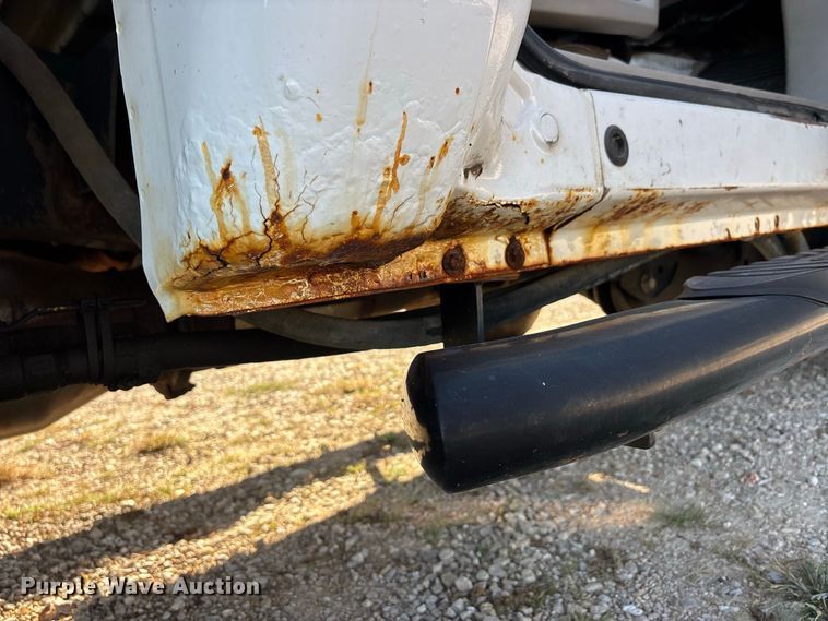 image for item ER3432 2008 Ford F350 dump flatbed pickup truck