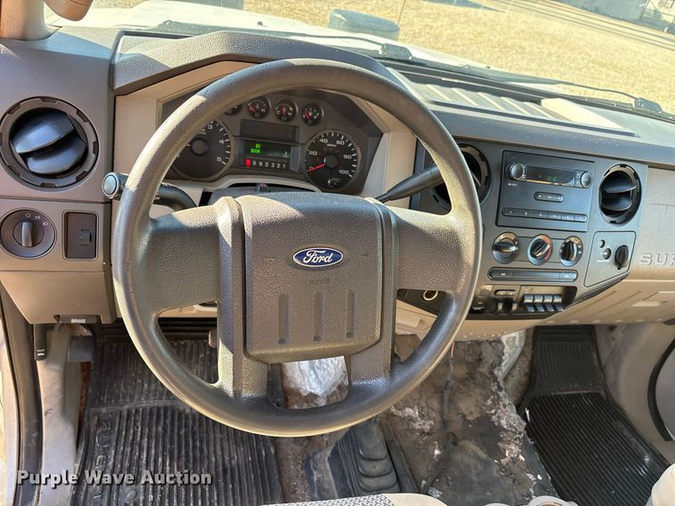 image for item ER3432 2008 Ford F350 dump flatbed pickup truck