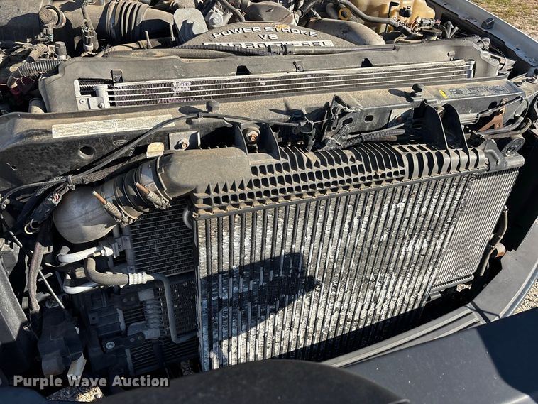 image for item ER3432 2008 Ford F350 dump flatbed pickup truck
