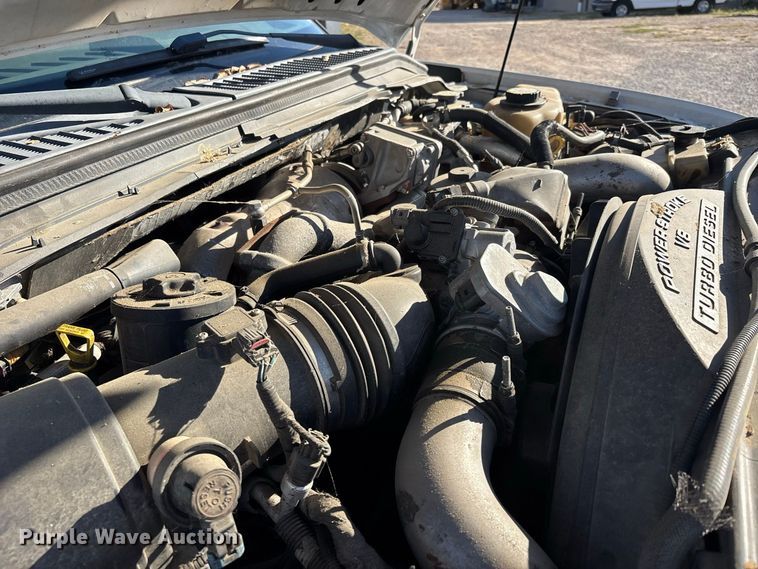 image for item ER3432 2008 Ford F350 dump flatbed pickup truck