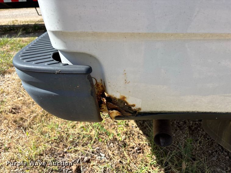 image for item ER3433 2003 Ford F150 XL Ext. Cab pickup truck