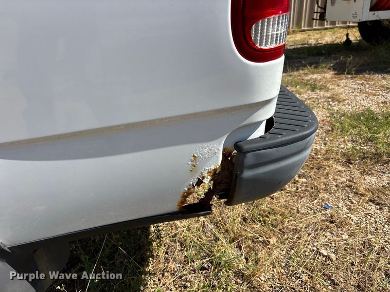 image for item ER3433 2003 Ford F150 XL Ext. Cab pickup truck
