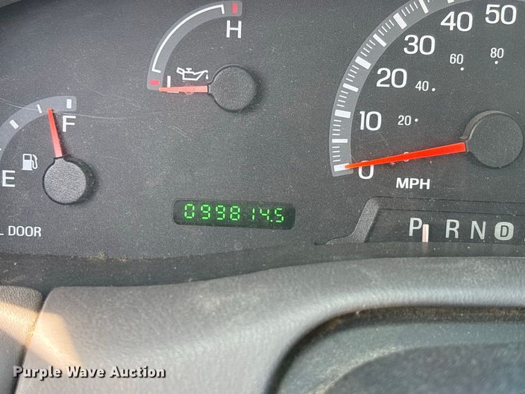 image for item ER3433 2003 Ford F150 XL Ext. Cab pickup truck