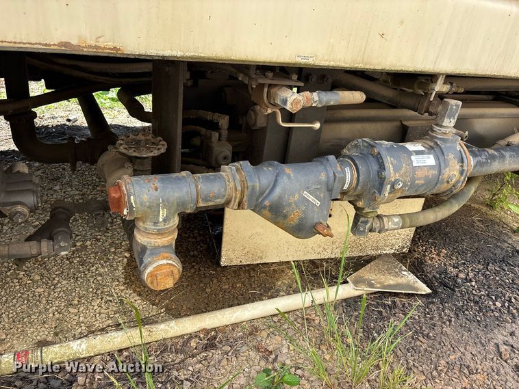 image for item ER3434 1986 Ford 8000 sewer jetter truck