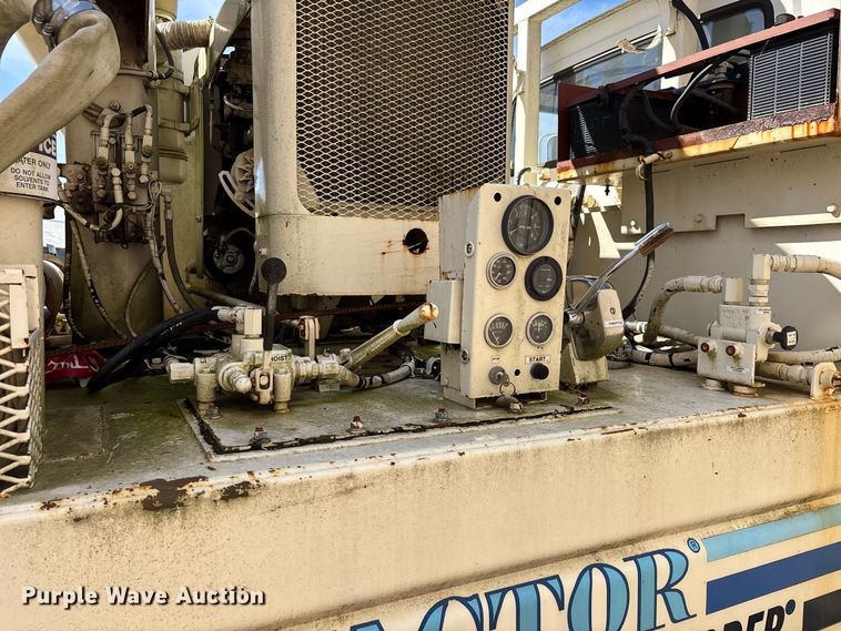 image for item ER3434 1986 Ford 8000 sewer jetter truck